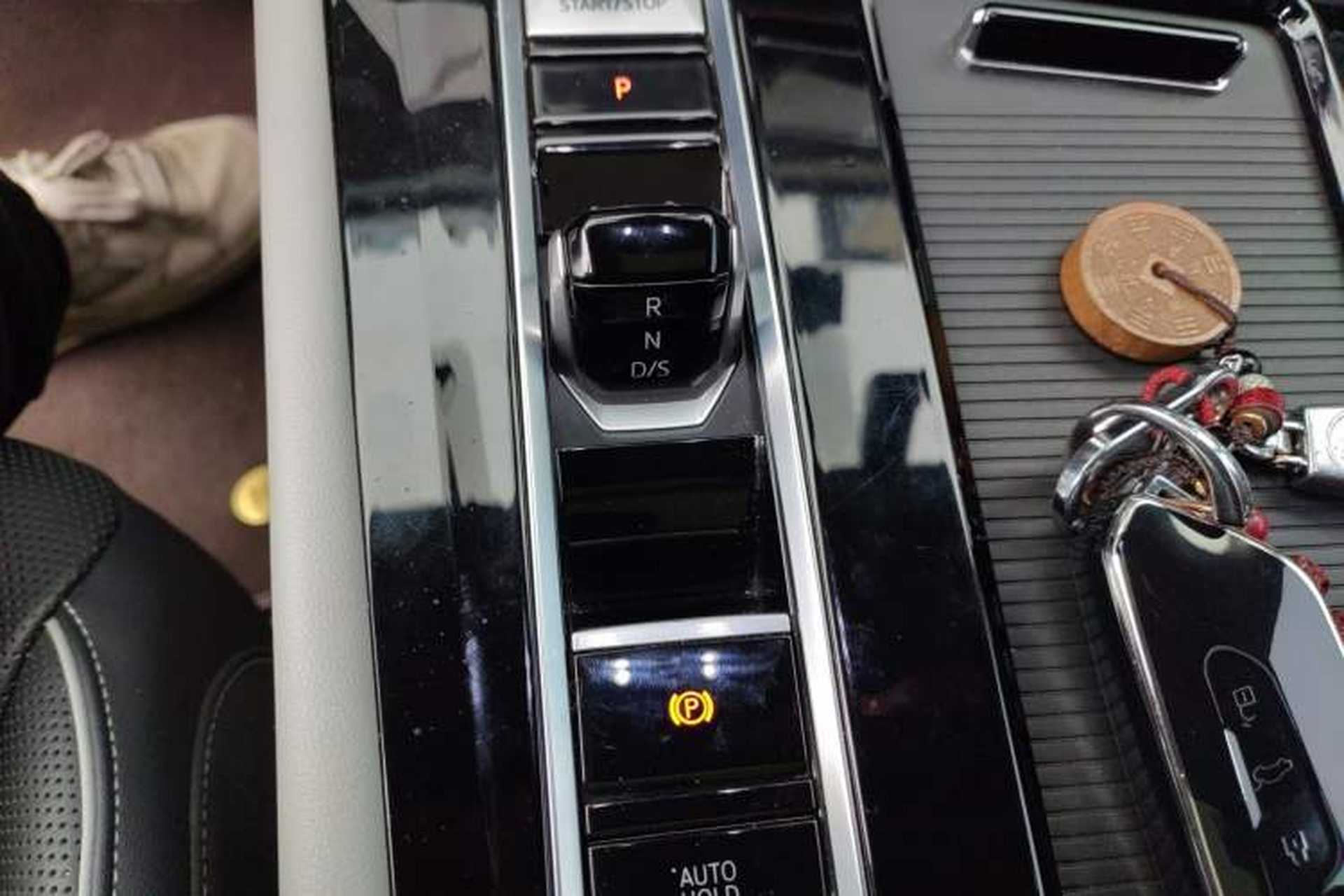 Used Volkswagen Teramont 2021 380TSI Four-Wheel Drive Prestige Flagship Edition Gear Lever