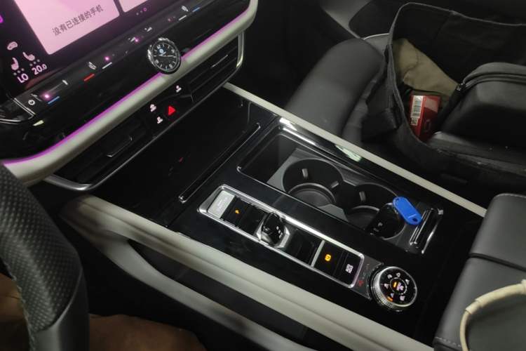 Used Volkswagen Teramont 2021 380TSI Four-Wheel Drive Prestige Luxury Edition Gear Lever