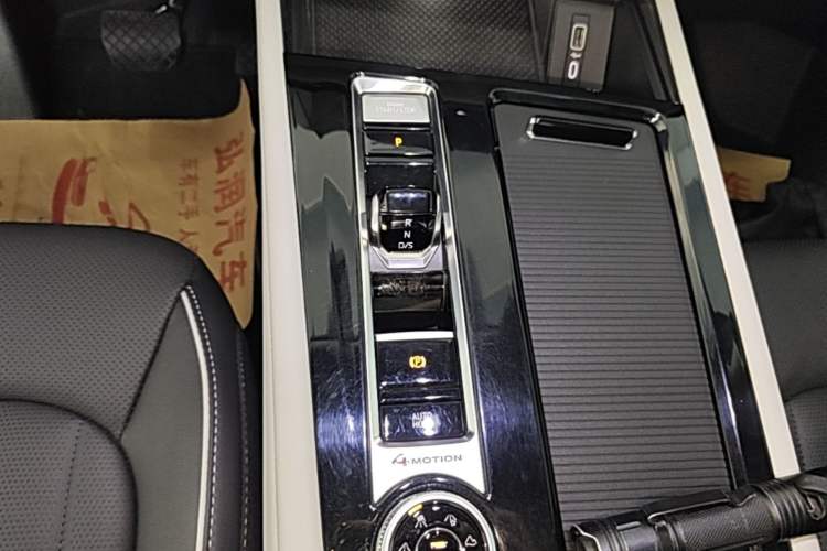 Used Volkswagen Teramont 2021 380TSI Four-Wheel Drive Prestige Luxury Edition Gear Lever