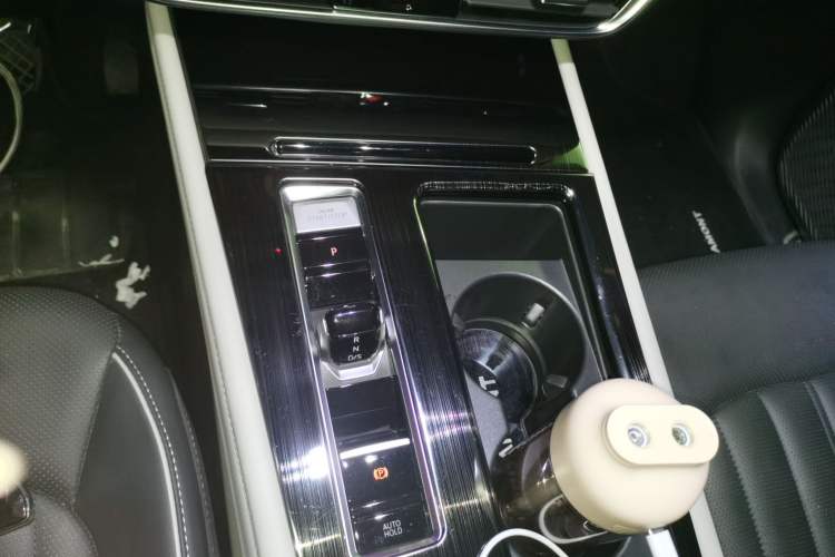 Used Volkswagen Teramont 2021 330TSI Two-Wheel-Drive Prestige Luxury Edition Gear Lever
