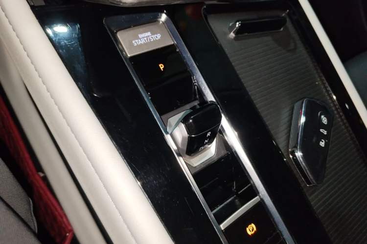 Used Volkswagen Teramont 2021 380TSI Four-Wheel Drive Prestige Flagship Edition Gear Lever
