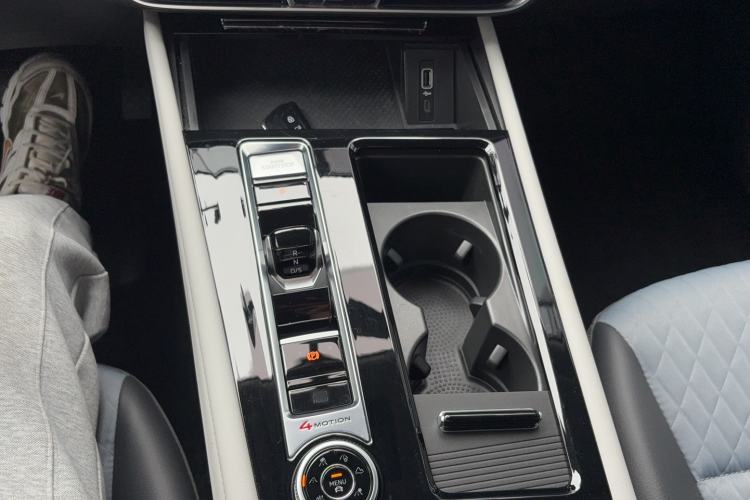 Used Volkswagen Teramont 2021 380TSI Four-Wheel Drive Luxury Edition Gear Lever