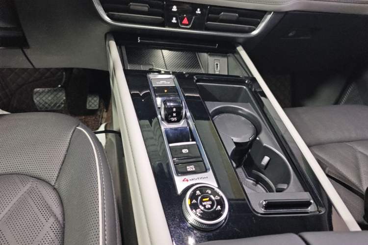 Used Volkswagen Teramont 2021 380TSI Four-Wheel Drive Prestige Flagship Edition Gear Lever