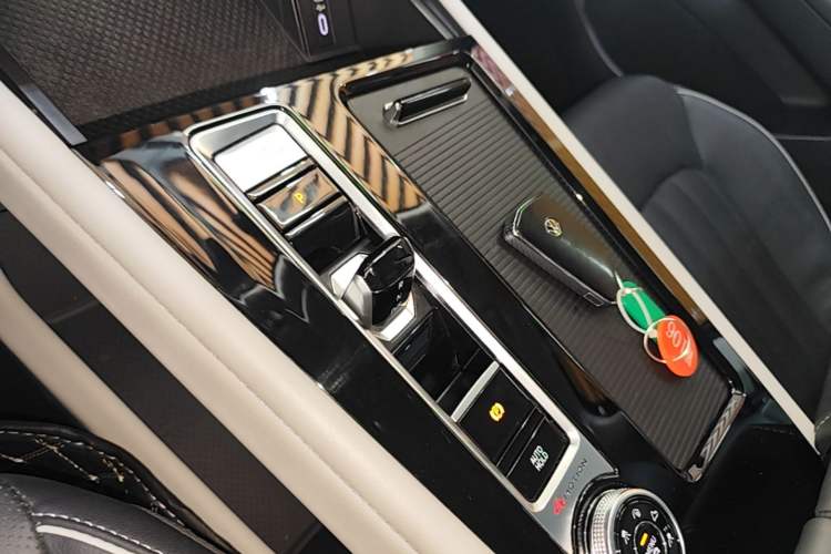 Used Volkswagen Teramont 2021 380TSI Four-Wheel Drive Prestige Luxury Edition Gear Lever