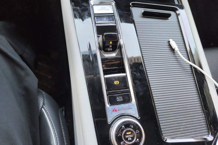 Used Volkswagen Teramont 2021 380TSI Four-Wheel Drive Prestige Luxury Edition Gear Lever
