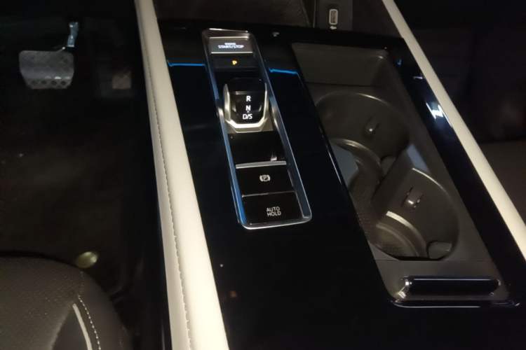 Used Volkswagen Teramont 2021 330TSI Two-Wheel-Drive Prestige Luxury Edition Gear Lever