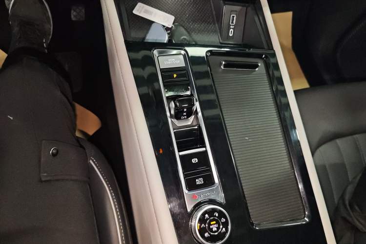 Used Volkswagen Teramont 2021 380TSI Four-Wheel Drive Prestige Luxury Edition Gear Lever