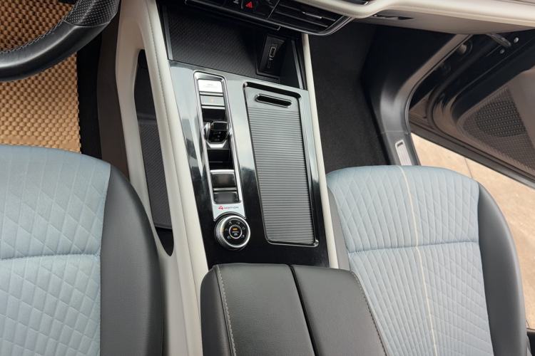 Used Volkswagen Teramont 2021 380TSI Four-Wheel Drive Luxury Edition Gear Lever