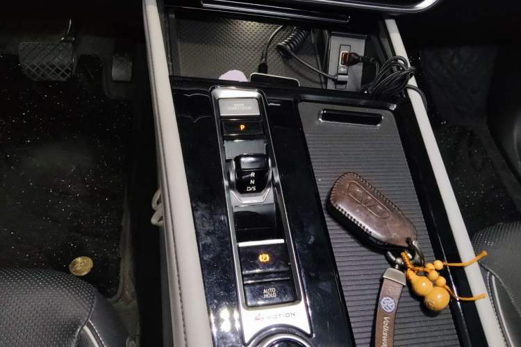 Used Volkswagen Teramont 2021 380TSI Four-Wheel Drive Prestige Luxury Edition Gear Lever