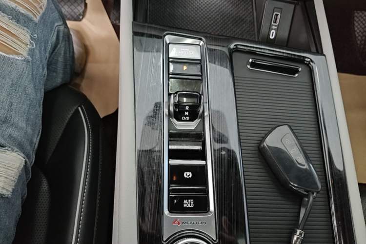 Used Volkswagen Teramont 2021 380TSI Four-Wheel Drive Prestige Luxury Edition Gear Lever