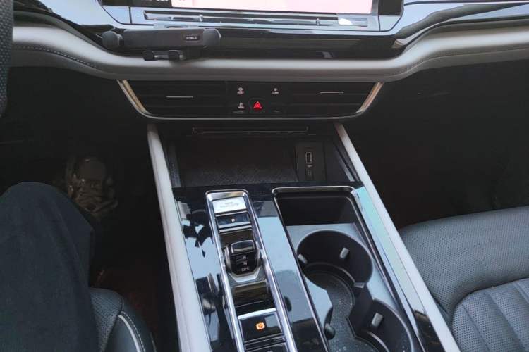 Used Volkswagen Teramont 2021 380TSI Four-Wheel Drive Prestige Luxury Edition Gear Lever