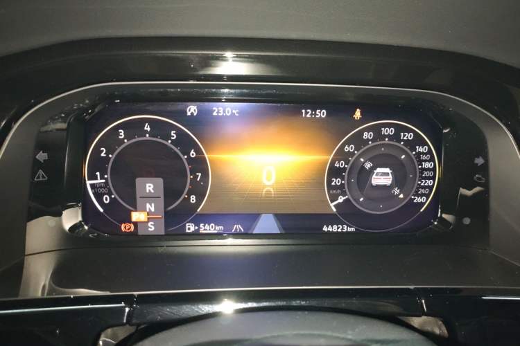 Used Volkswagen Teramont 2021 380TSI Four-Wheel Drive Prestige Flagship Edition Instrument Cluster