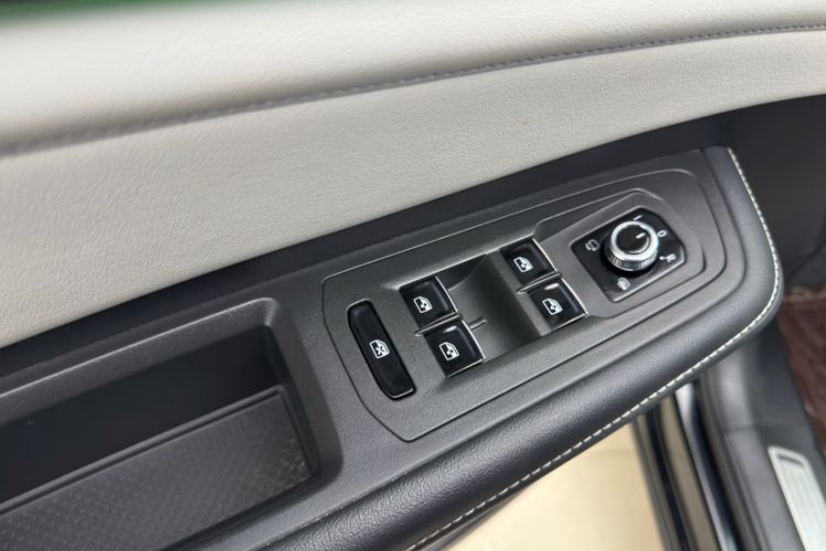 Used Volkswagen Teramont 2021 380TSI Four-Wheel Drive Prestige Luxury Edition Interior 8