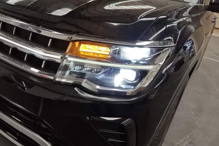 Used Volkswagen Teramont 2021 330TSI Two-Wheel-Drive Prestige Luxury Edition Left Front Headlight