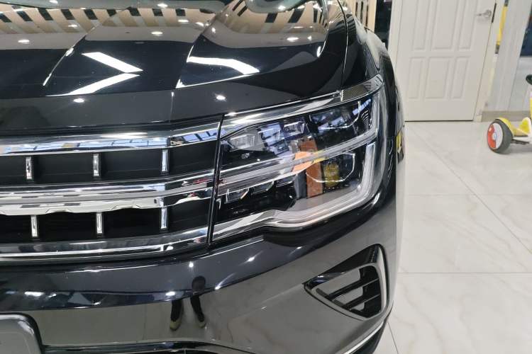 Used Volkswagen Teramont 2021 530 V6 All-Wheel Drive Prestige Flagship Edition Left Front Headlight