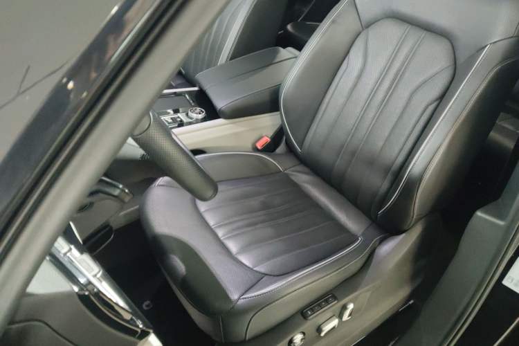 Used Volkswagen Teramont 2021 380TSI Four-Wheel Drive Prestige Luxury Edition Left Front Seat