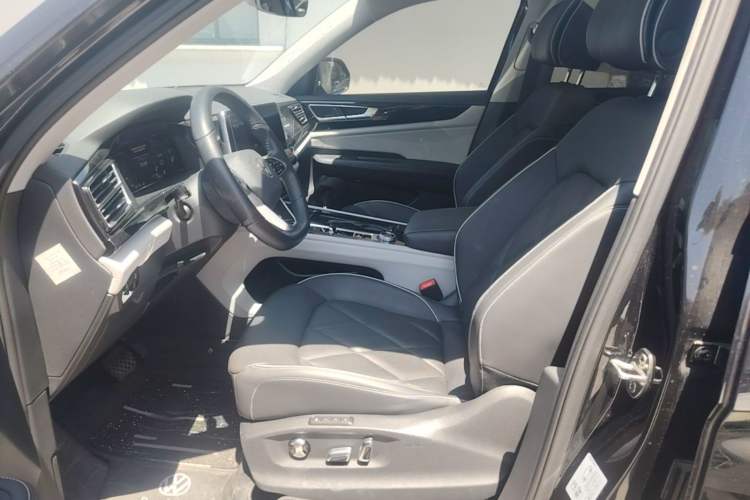 Used Volkswagen Teramont 2021 380TSI Four-Wheel Drive Prestige Flagship Edition Left Front Seat
