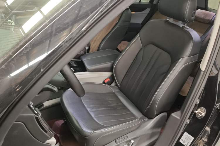 Used Volkswagen Teramont 2021 330TSI Two-Wheel-Drive Prestige Luxury Edition Left Front Seat