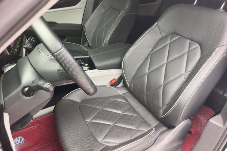 Used Volkswagen Teramont 2021 380TSI Four-Wheel Drive Prestige Flagship Edition Left Front Seat