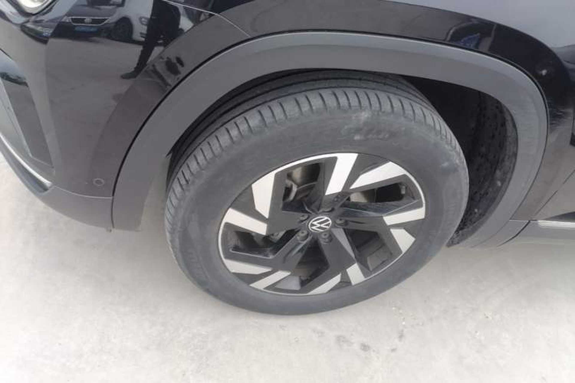 Used Volkswagen Teramont 2021 380TSI Four-Wheel Drive Prestige Luxury Edition Left Front Wheel Hub