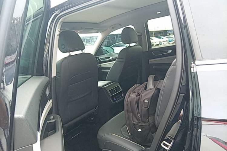Used Volkswagen Teramont 2021 380TSI Four-Wheel Drive Prestige Luxury Edition Left Rear Seat