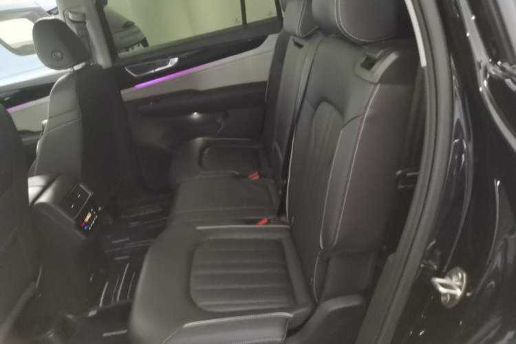Used Volkswagen Teramont 2021 380TSI Four-Wheel Drive Prestige Luxury Edition Left Rear Seat