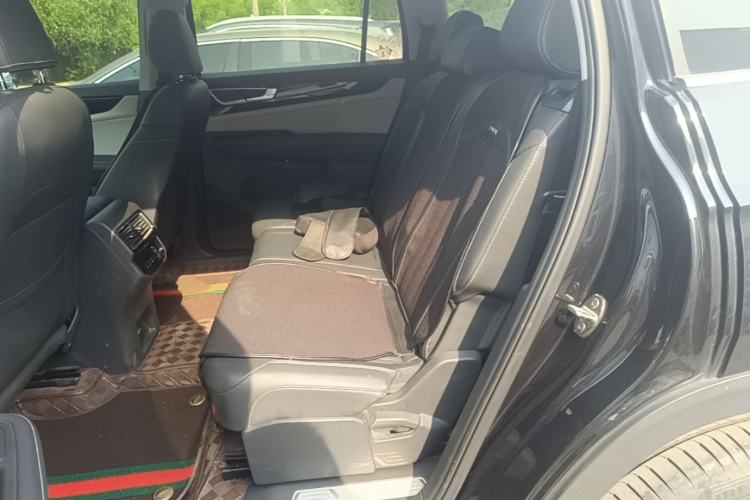 Used Volkswagen Teramont 2021 330TSI Two-Wheel-Drive Prestige Luxury Edition Left Rear Seat