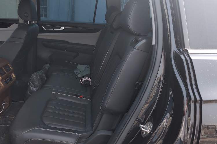 Used Volkswagen Teramont 2021 380TSI Four-Wheel Drive Prestige Luxury Edition Left Rear Seat