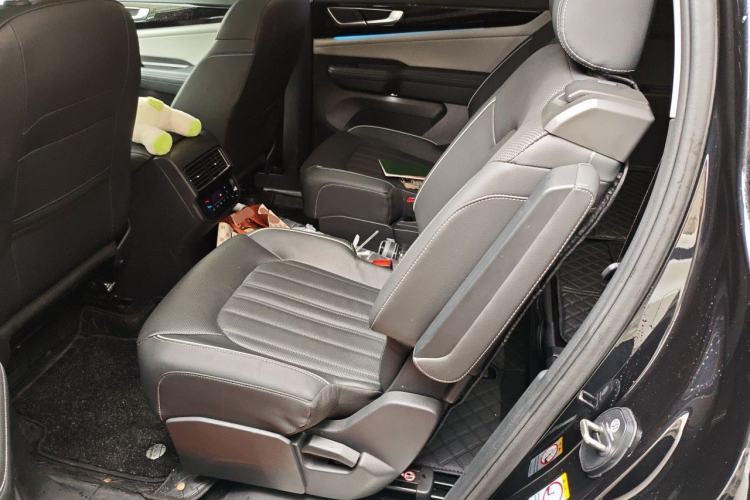 Used Volkswagen Teramont 2021 530 V6 Four-Wheel Drive Prestige Luxury Edition Left Rear Seat