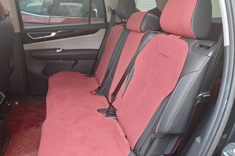 Used Volkswagen Teramont 2021 530 V6 Four-Wheel Drive Prestige Luxury Edition Left Rear Seat
