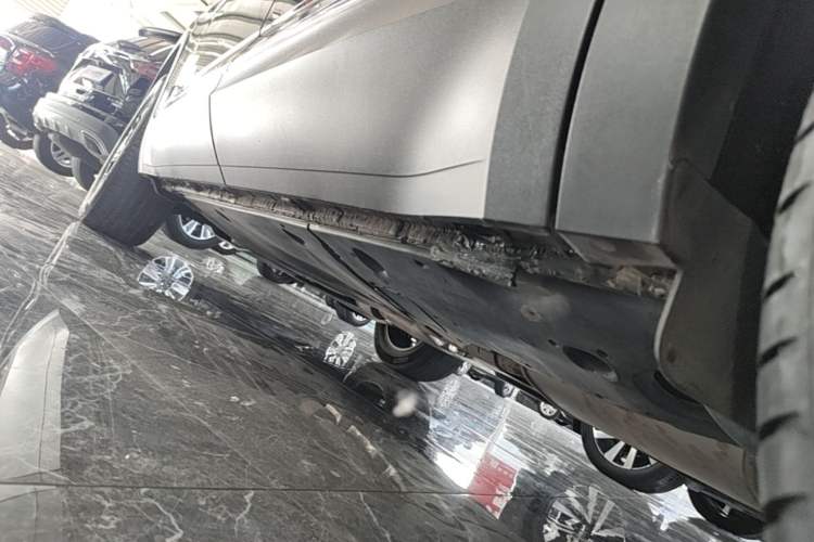 Used Volkswagen Teramont 2021 380TSI Four-Wheel Drive Prestige Luxury Edition Left Side Sill