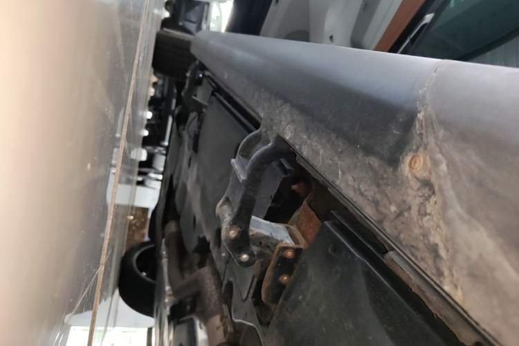 Used Volkswagen Teramont 2021 380TSI Four-Wheel Drive Prestige Flagship Edition Left Side Sill