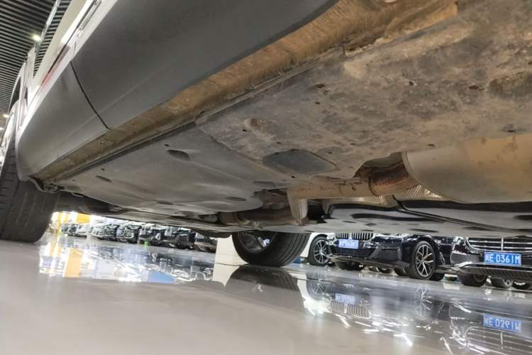 Used Volkswagen Teramont 2021 380TSI Four-Wheel Drive Prestige Flagship Edition Left Side Sill