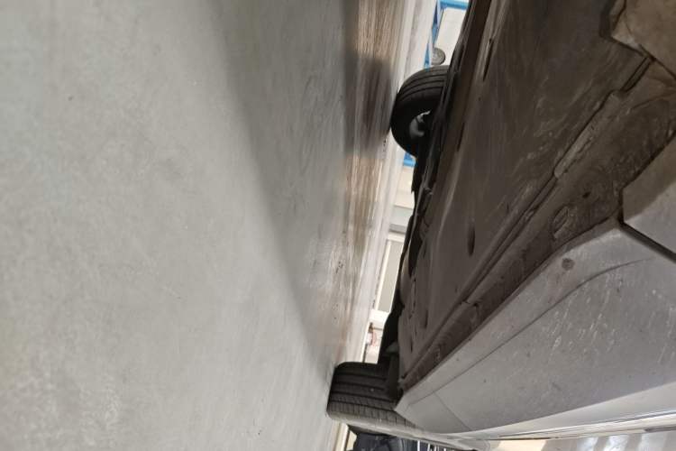 Used Volkswagen Teramont 2021 330TSI Two-Wheel-Drive Prestige Luxury Edition Left Side Sill