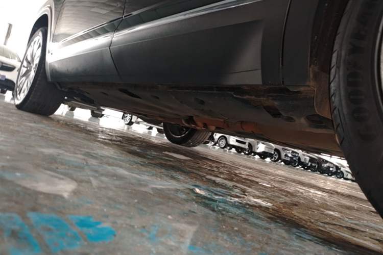 Used Volkswagen Teramont 2021 530 V6 All-Wheel Drive Prestige Flagship Edition Left Side Sill