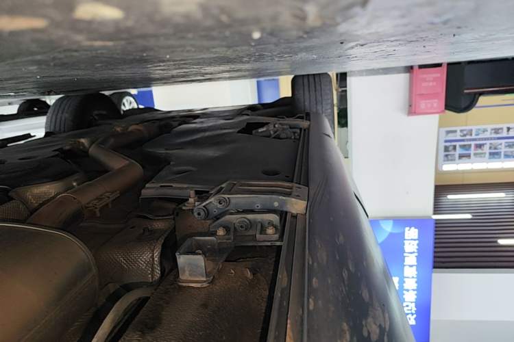 Used Volkswagen Teramont 2021 380TSI Four-Wheel Drive Luxury Edition Left Side Sill