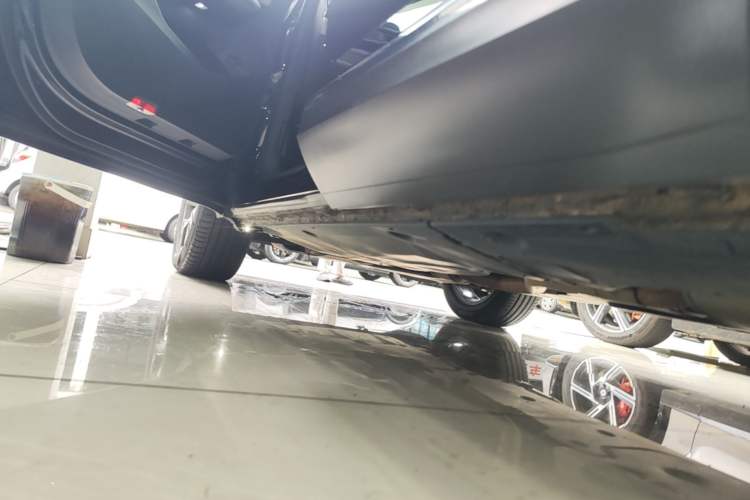 Used Volkswagen Teramont 2021 380TSI Four-Wheel Drive Prestige Luxury Edition Left Side Sill