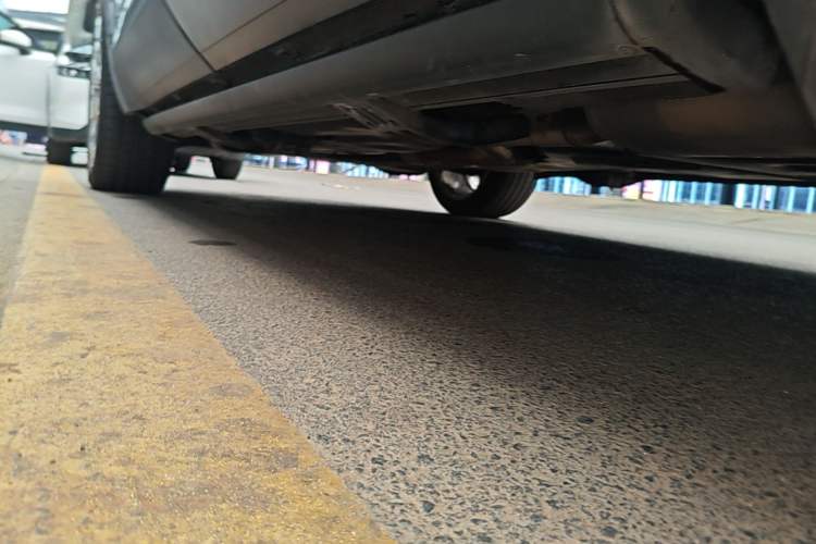 Used Volkswagen Teramont 2021 380TSI Four-Wheel Drive Prestige Flagship Edition Left Side Sill
