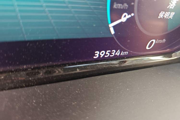 Used Volkswagen Teramont 2021 530 V6 Four-Wheel Drive Prestige Luxury Edition Odometer Close Up