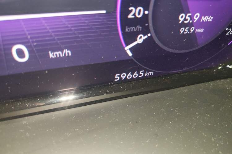 Used Volkswagen Teramont 2021 380TSI Four-Wheel Drive Prestige Luxury Edition Odometer Close Up