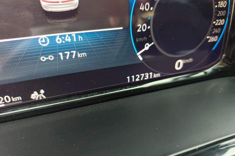 Used Volkswagen Teramont 2021 380TSI Four-Wheel Drive Prestige Luxury Edition Odometer Close Up