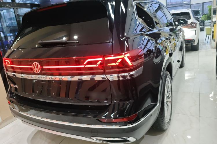 Used Volkswagen Teramont 2021 530 V6 All-Wheel Drive Prestige Flagship Edition Rear Right 45 Deg