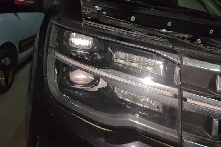 Used Volkswagen Teramont 2021 380TSI Four-Wheel Drive Prestige Luxury Edition Right Front Headlight