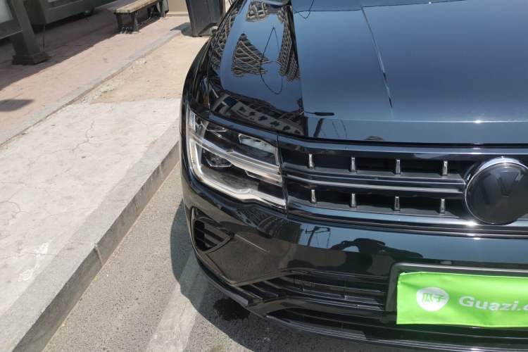 Used Volkswagen Teramont 2021 380TSI Four-Wheel Drive Prestige Luxury Edition Right Front Headlight