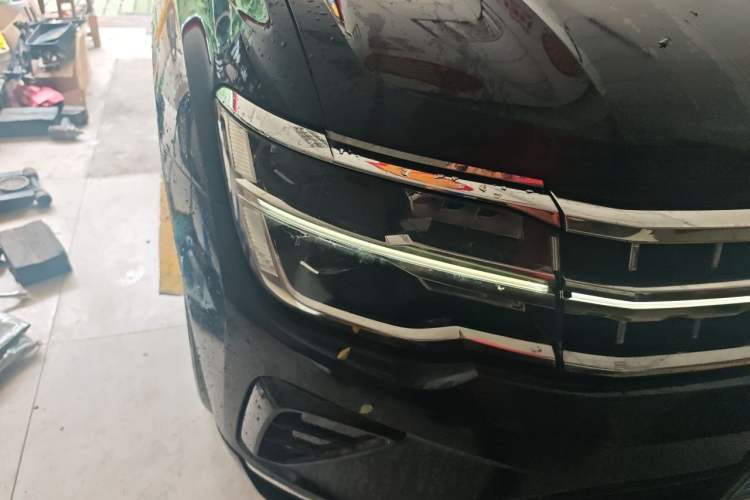 Used Volkswagen Teramont 2021 380TSI Four-Wheel Drive Prestige Luxury Edition Right Front Headlight