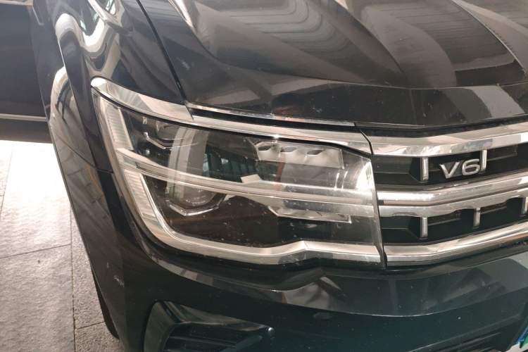 Used Volkswagen Teramont 2021 530 V6 Four-Wheel Drive Prestige Luxury Edition Right Front Headlight