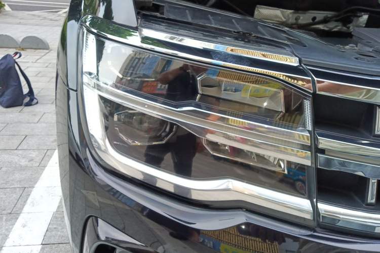 Used Volkswagen Teramont 2021 380TSI Four-Wheel Drive Prestige Luxury Edition Right Front Headlight