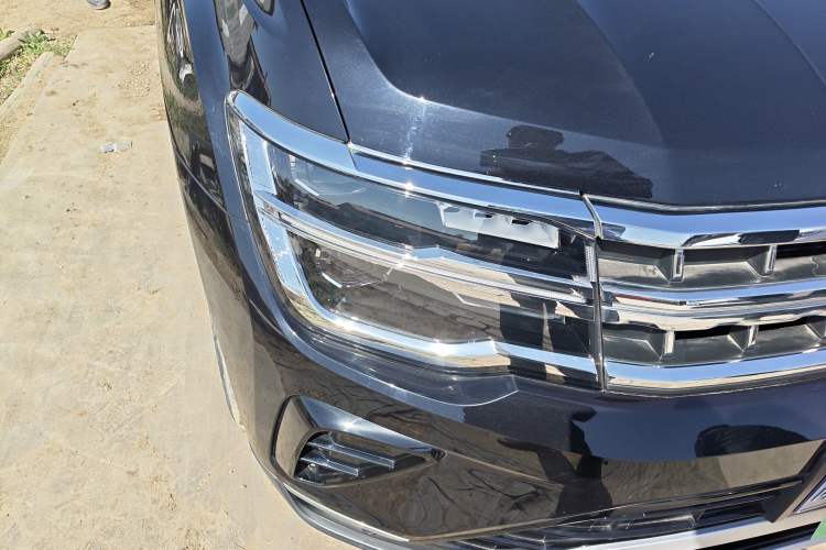 Used Volkswagen Teramont 2021 380TSI Four-Wheel Drive Prestige Luxury Edition Right Front Headlight