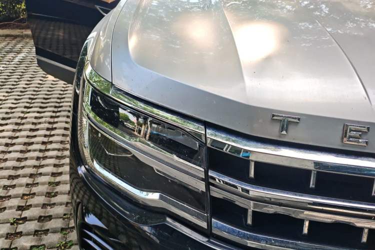 Used Volkswagen Teramont 2021 380TSI Four-Wheel Drive Prestige Luxury Edition Right Front Headlight