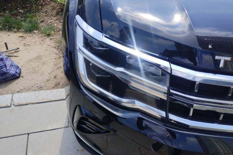 Used Volkswagen Teramont 2021 380TSI Four-Wheel Drive Prestige Luxury Edition Right Front Headlight